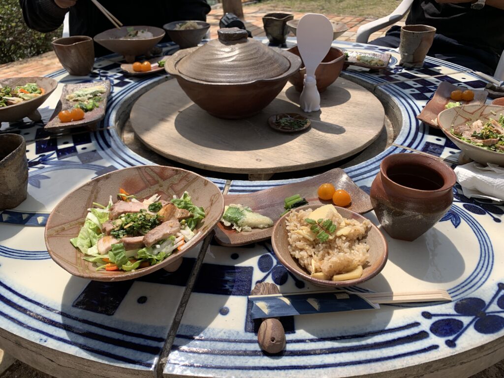 春の味覚末石窯食器
